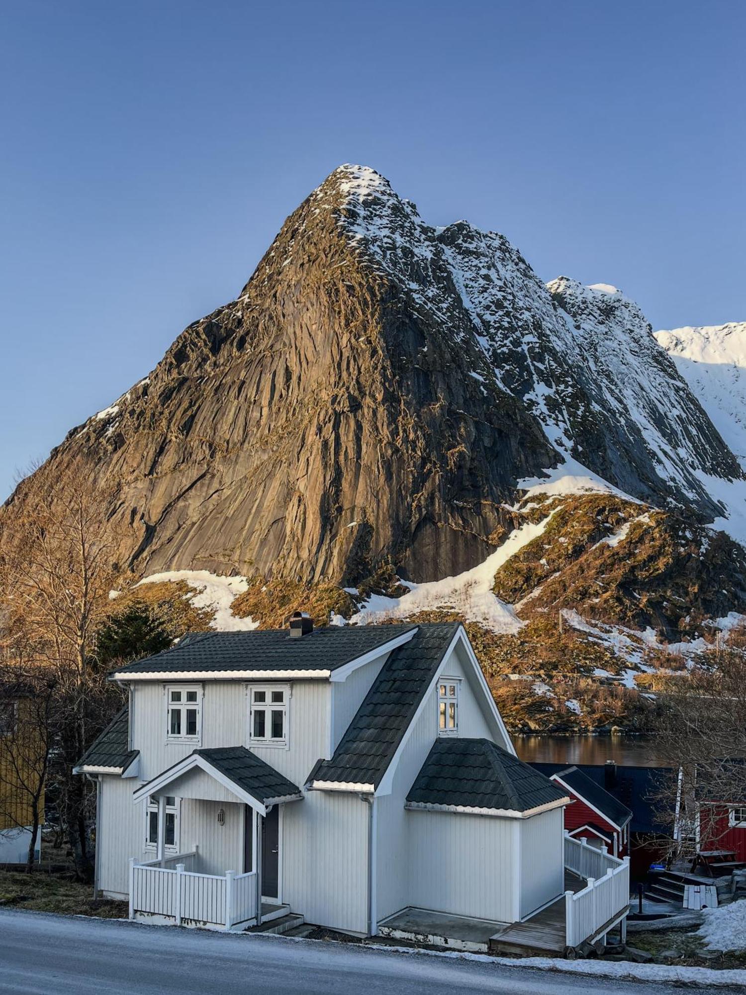 Husly Reine - Your Home With Reinebringen View Eksteriør bilde