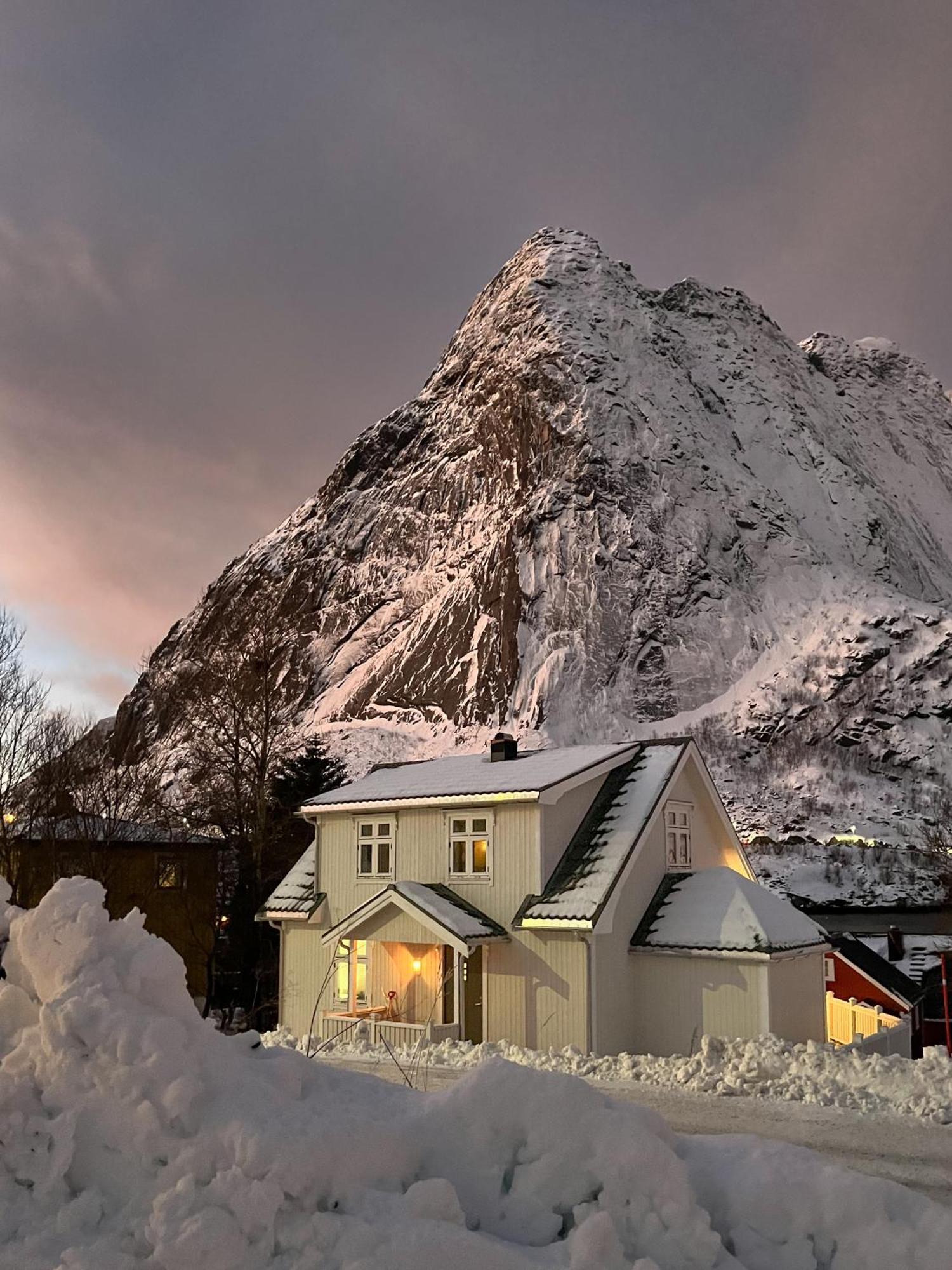 Husly Reine - Your Home With Reinebringen View Eksteriør bilde